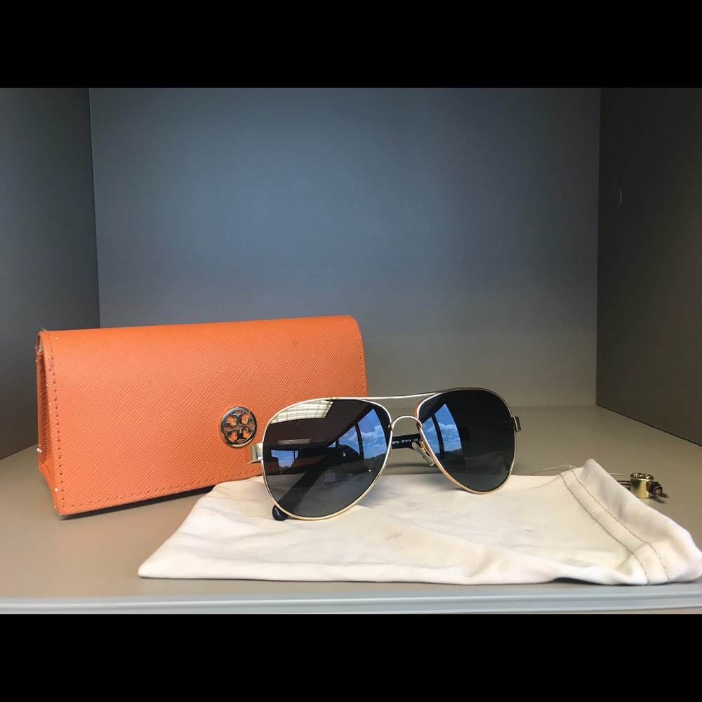 Tory Burch Aviators